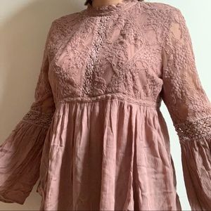 American Eagle Lace Top